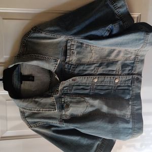 Denim 3/4 length sleeve jacket